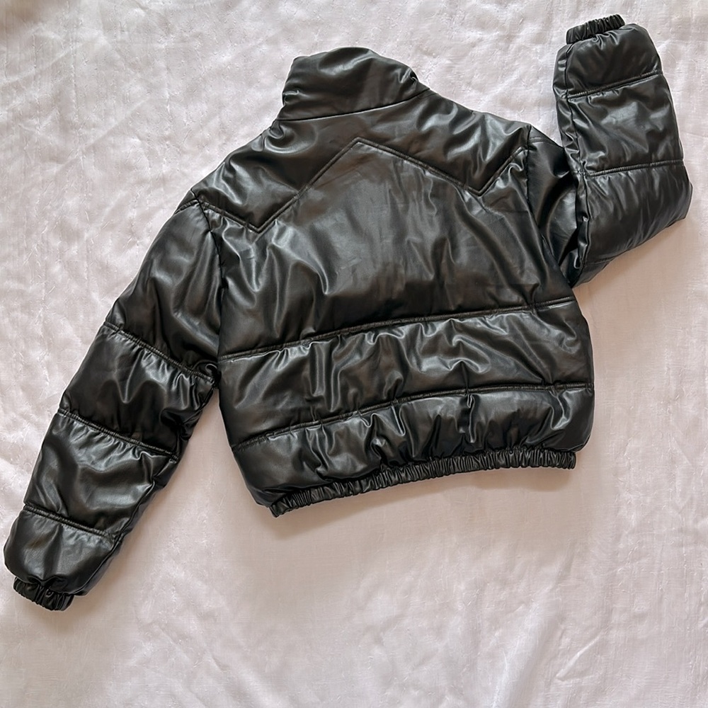 ZARA Cropped Puffer - Picture 4 of 12